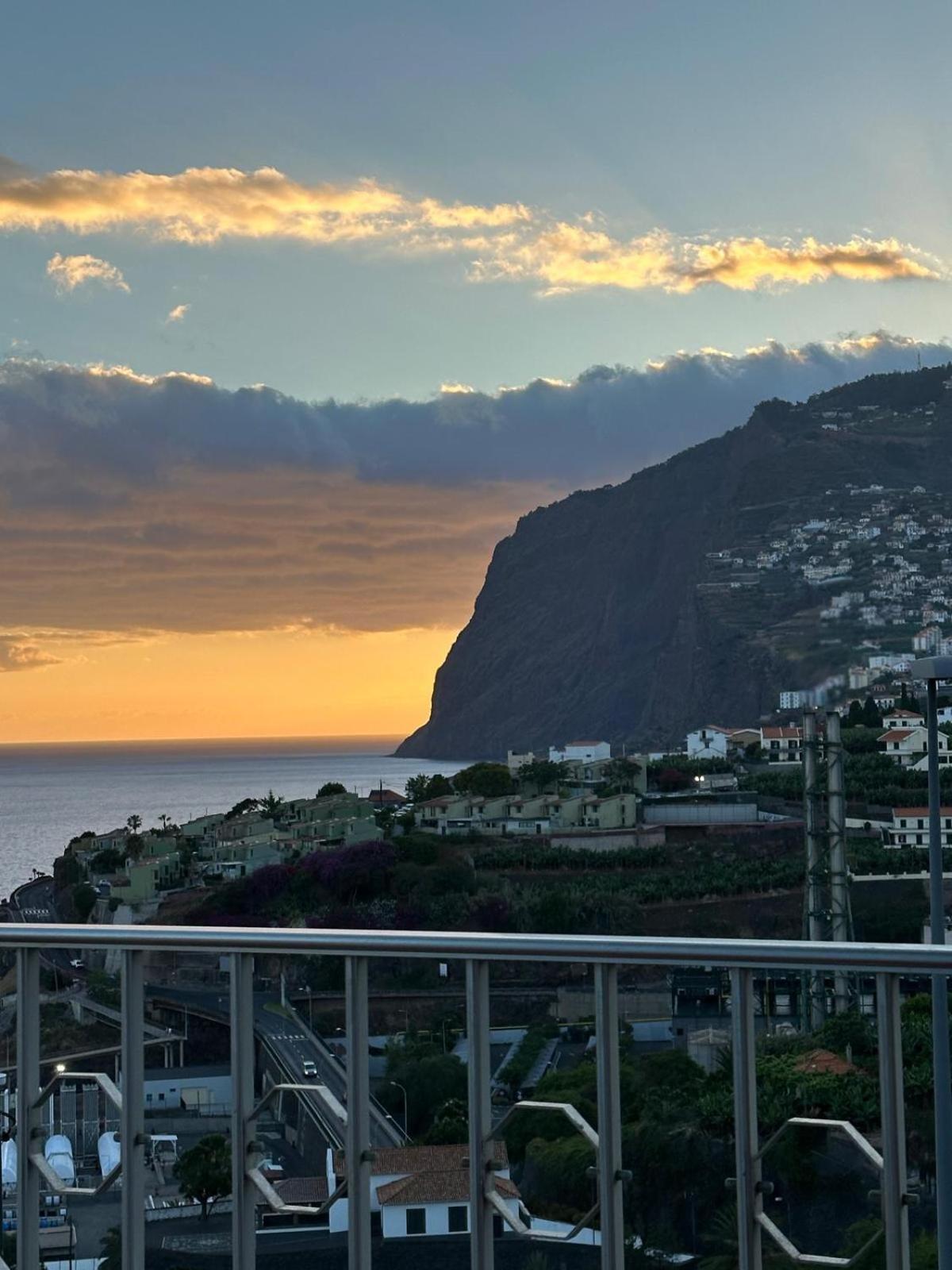Oasis Suites - Funchal Eksteriør billede